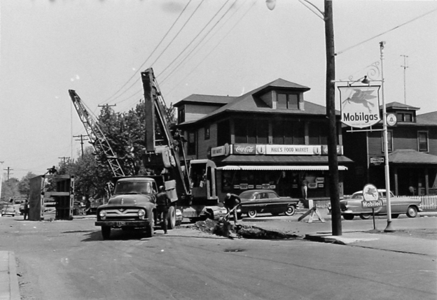 Hall's Food Market, S. Broadway 1955